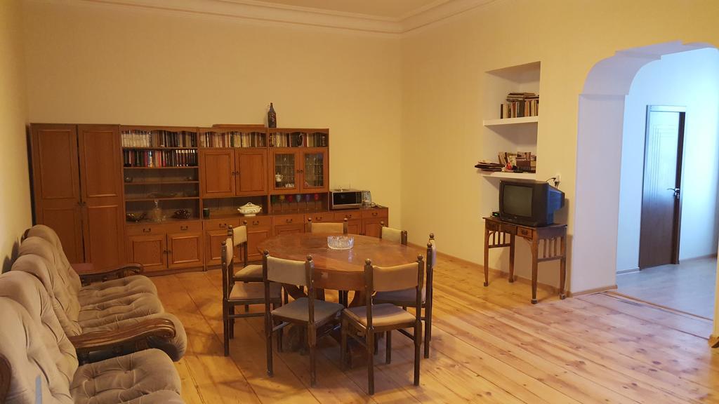 Apartment Chavchavadze 5 ซิคนาคี ภายนอก รูปภาพ